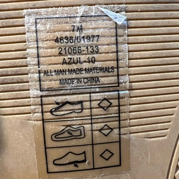 Pierre Dumas Red Leather Thong Tami-2 Sandals Size 7M - Picture 9 of 9